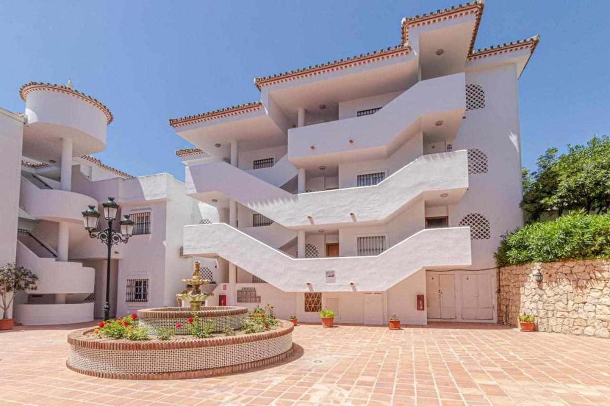797 Holiday Rentals - Apartamento En Pueblo Quinta A 1 Min De La Playa ベナルマデナ エクステリア 写真