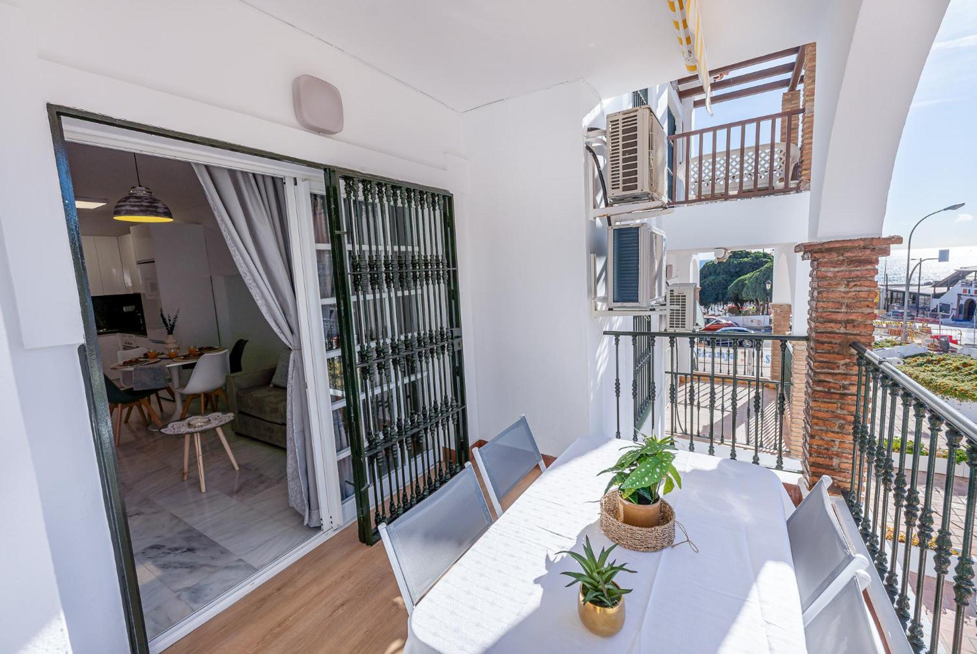 797 Holiday Rentals - Apartamento En Pueblo Quinta A 1 Min De La Playa ベナルマデナ エクステリア 写真